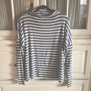Lucky Blue and White Striped Lightweight Mock Neck Sweater Women’s Large